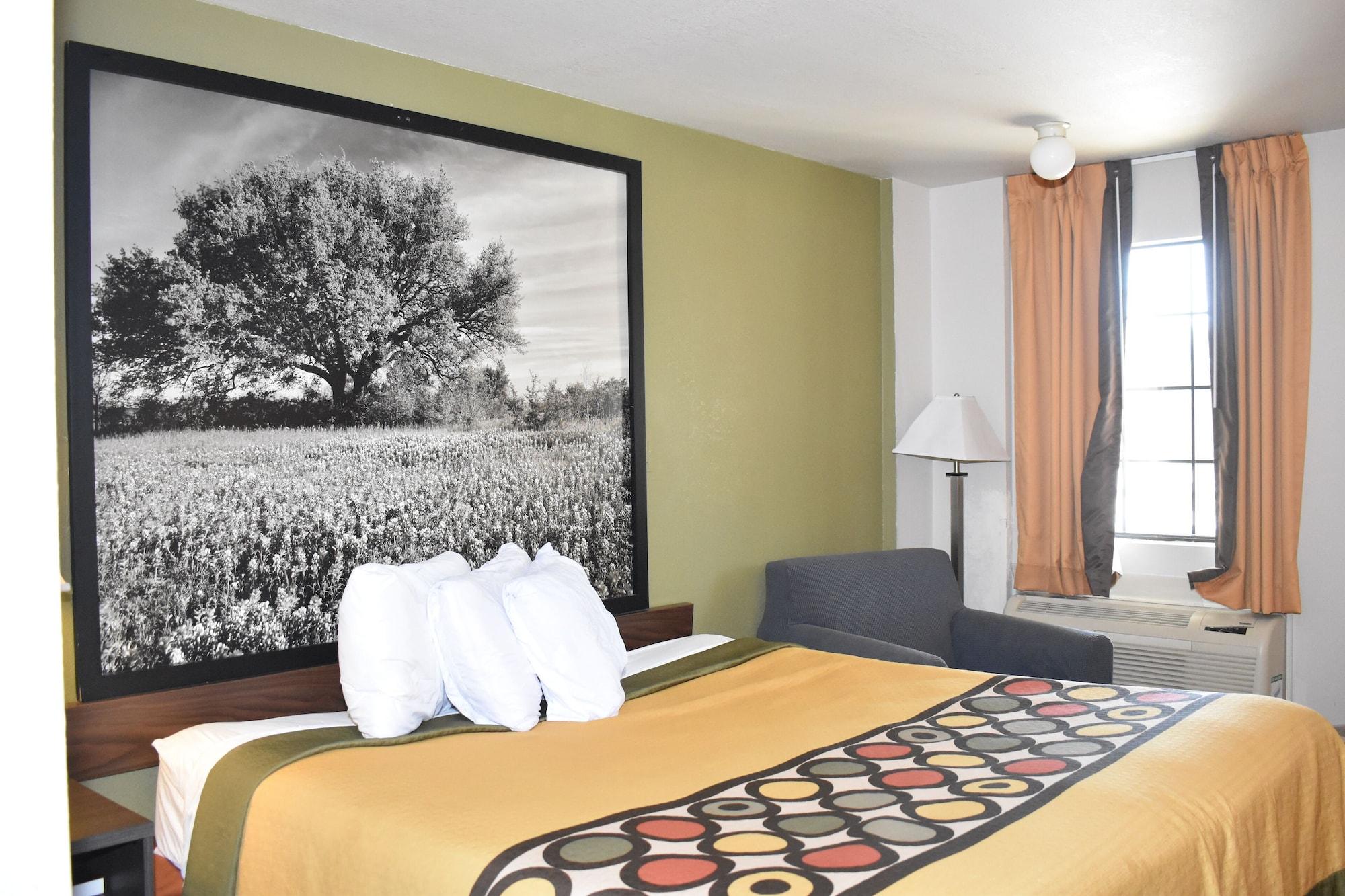 Super 8 by Wyndham Fredericksburg Hotel Eksteriør billede