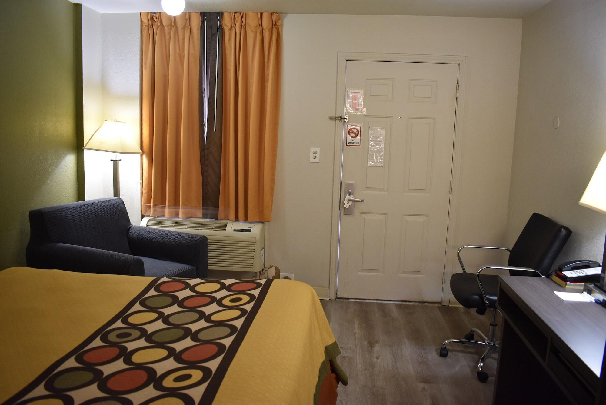 Super 8 by Wyndham Fredericksburg Hotel Eksteriør billede
